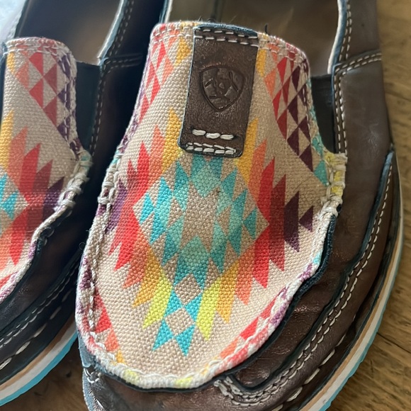 Ariat Copper Metallic Aztec Cruisers - Picture 3 of 6